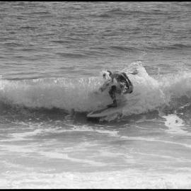 Surfers - Ōmanu Beach