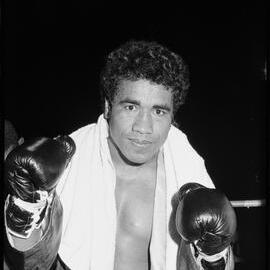 Mailie Haumono - Heavyweight boxer