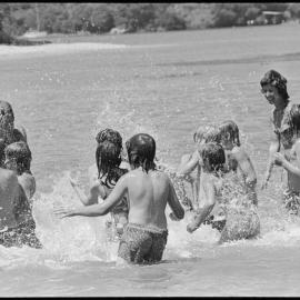 Tauranga Intermediate School children - beach outing