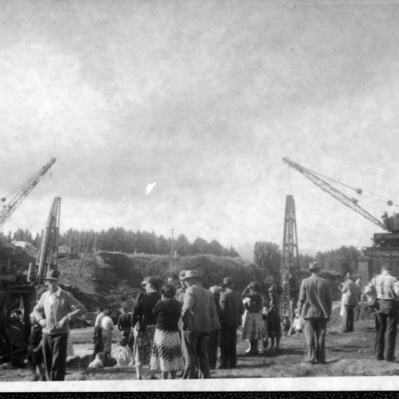 Fred Johnson's Tangiwai photographs, Dec 1953