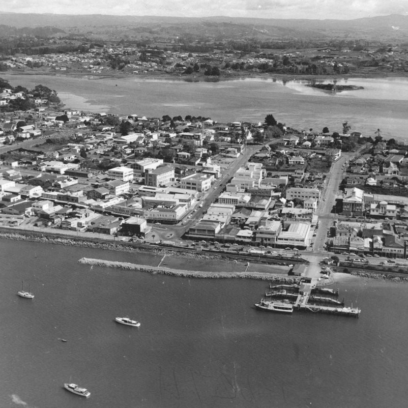 Bert Goulding's Tauranga aerials