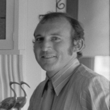 Dalton, Timothy Joseph, 1940-2014 (Person)