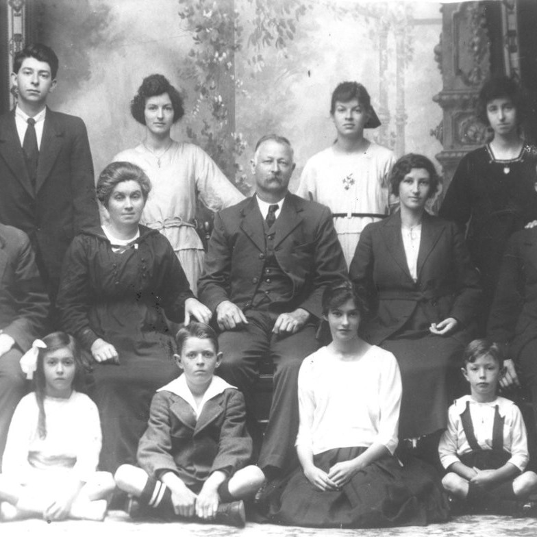 Nichols family (People)