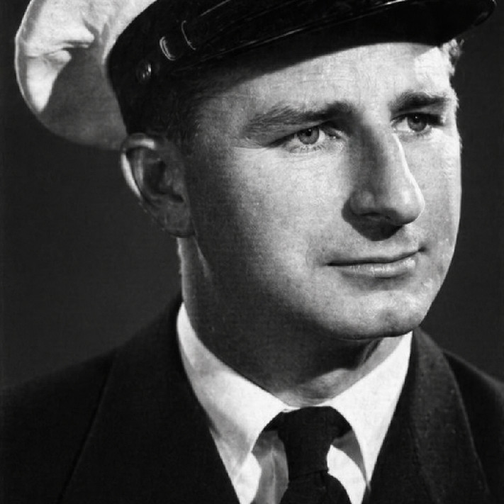 Keesing, Douglas Walter Grove, 1917-2000 (Person)