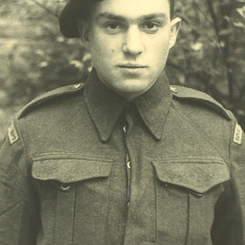 Cox, Ernest Edward (Ernie), 1924-2012 (Person)