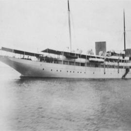 On board Lady Yule's yacht the Nahlin 1932
