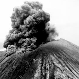 Ngauruhoe erupting
