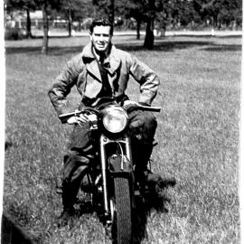 Peter Curnow on his Triumph TRW 500cc