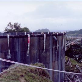 Removal of reservoir 2004