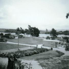 Holmes Holiday Haven road tarsealed 