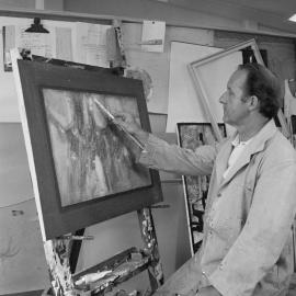 New art gallery for Tauranga: Arthur Dagley at work