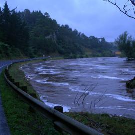 2011 heavy rainfall event around McLaren Falls
