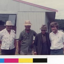 Ratima Rolleston, Wiremu Ohia, Kaikohe Rolleston, & Bruce McFadgen at Ōtāwhiwhi marae (Ams 248)