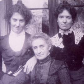 Agnes Skeet and daughters c. 1890s