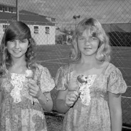 Gala Day at Ōtūmoetai : Helen McKain & Cheryl Smith