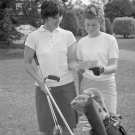 Lady golfers