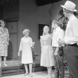 Picnic : who gave whisky to my daughter?