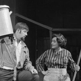 Picnic : Hal & Mrs Potts