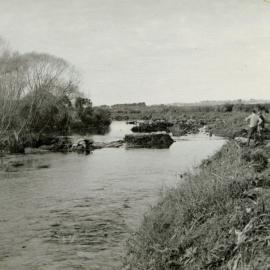 Gap in stopbank at Cruikshanks Drain, 6 Jun 1956