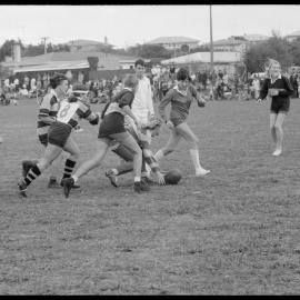 Barbaric Belles: The ref, Ian Darragh