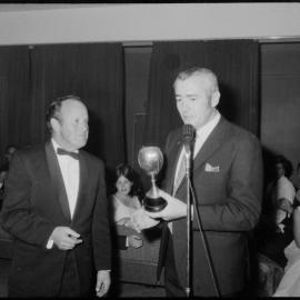 Pally pours at Gliding Club presentations