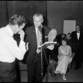 Pally pours at Gliding Club presentations 