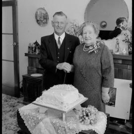 Social News : George & Katie Hansen's golden wedding