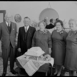 Social News : George & Katie Hansen's golden wedding