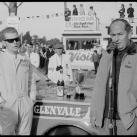 Win for Palmer: presentation to Jim Palmer