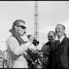 Win for Palmer: presentation to Jim Palmer