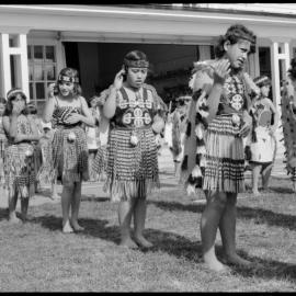 Otepou School: waita-a-ringa