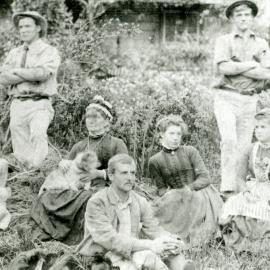 Lucy Mansel and family, Yatton 1889