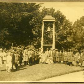 Girl Guides at The Elms, 1920s (Ams 234)