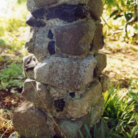 Structure, Fairview c. 2003