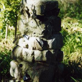 Structure, Fairview c. 2003