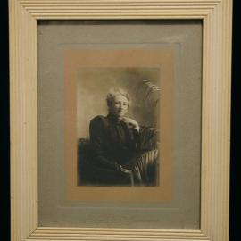 Miss Edith Jane Maxwell (Caption: Edith Maxwell)