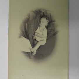 Unidentified young child 
(Caption: Unidentified child)