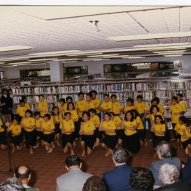 School singing waiata
