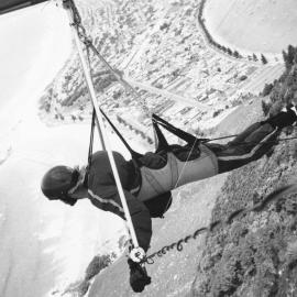 Hang-gliding at Mount Maunganui