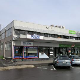 Tax Link from road side on 22 Elizabeth Street
