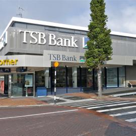 TSB Bank, SW corner of Wharf and Willow Streets