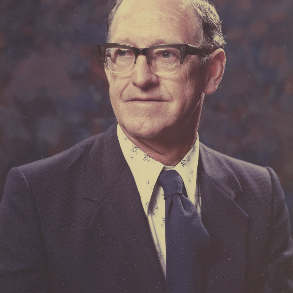 Cunningham, Victor Bruce, 1922-2006 (Person)