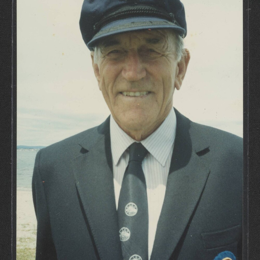 Records of Don (Donald Robert) Munro (Captain)