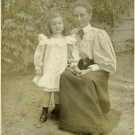 Mrs R.K. Hooper and Challis. Tauranga (2nd Ave) (Social Welfare)