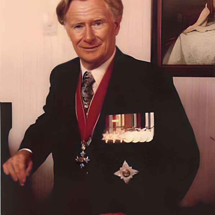 Sir Gaven and Lady Isabel Donne interviewed by Glen Pettit (2000)