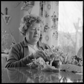 Womens Page. Mrs Sadie Tully 