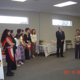 Tracey-Creative Taur.Our suitcase , our roots TRMC 2007 event29