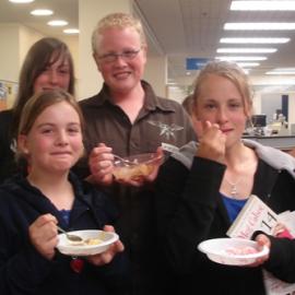 Teen Mean Reads (2007)