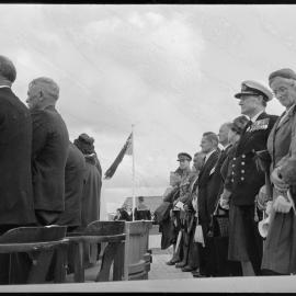 Gate Pā - Flag unfurling