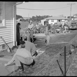 Watersiders working at Mr Petersen's home